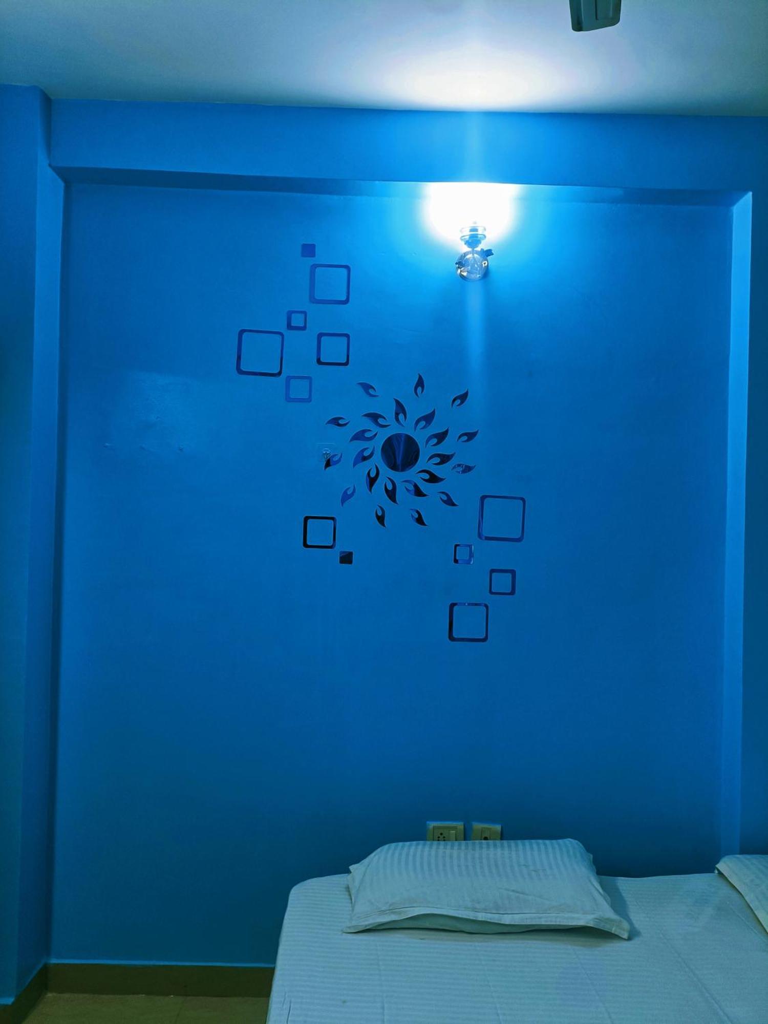 Pretty Garden View Apartment 3Bhk Furnished Flat Near Kashi Vishwanath Temple Varanasi Eksteriør bilde