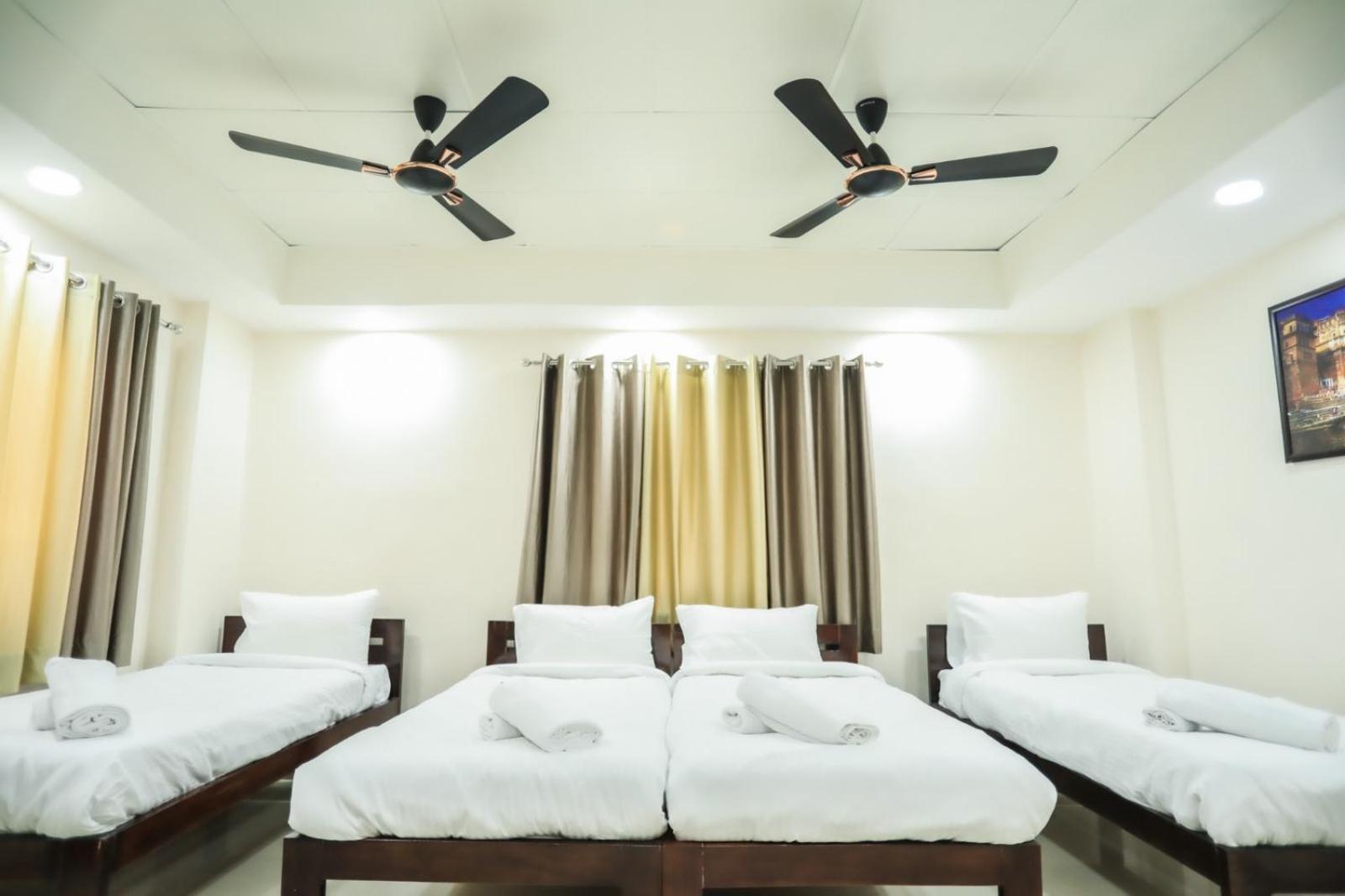 Pretty Garden View Apartment 3Bhk Furnished Flat Near Kashi Vishwanath Temple Varanasi Eksteriør bilde