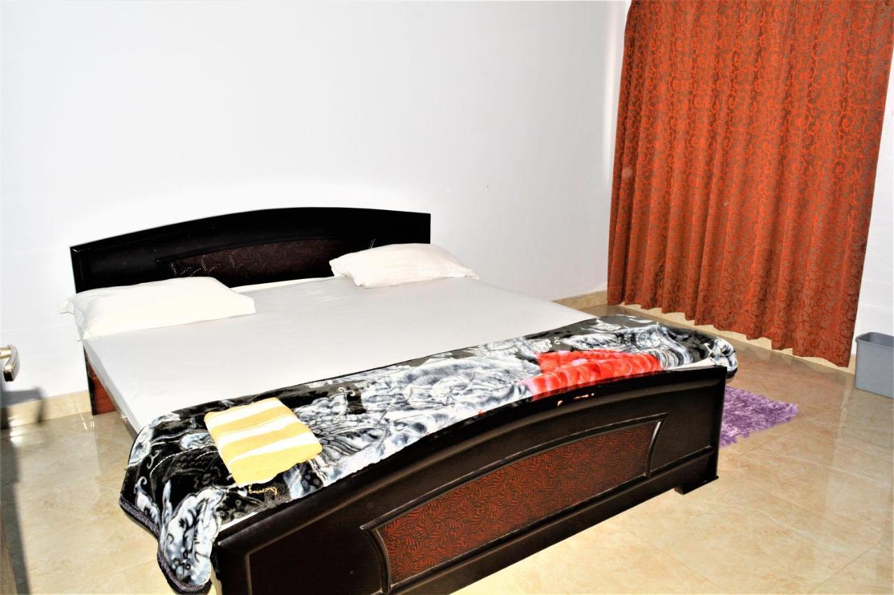 Pretty Garden View Apartment 3Bhk Furnished Flat Near Kashi Vishwanath Temple Varanasi Eksteriør bilde